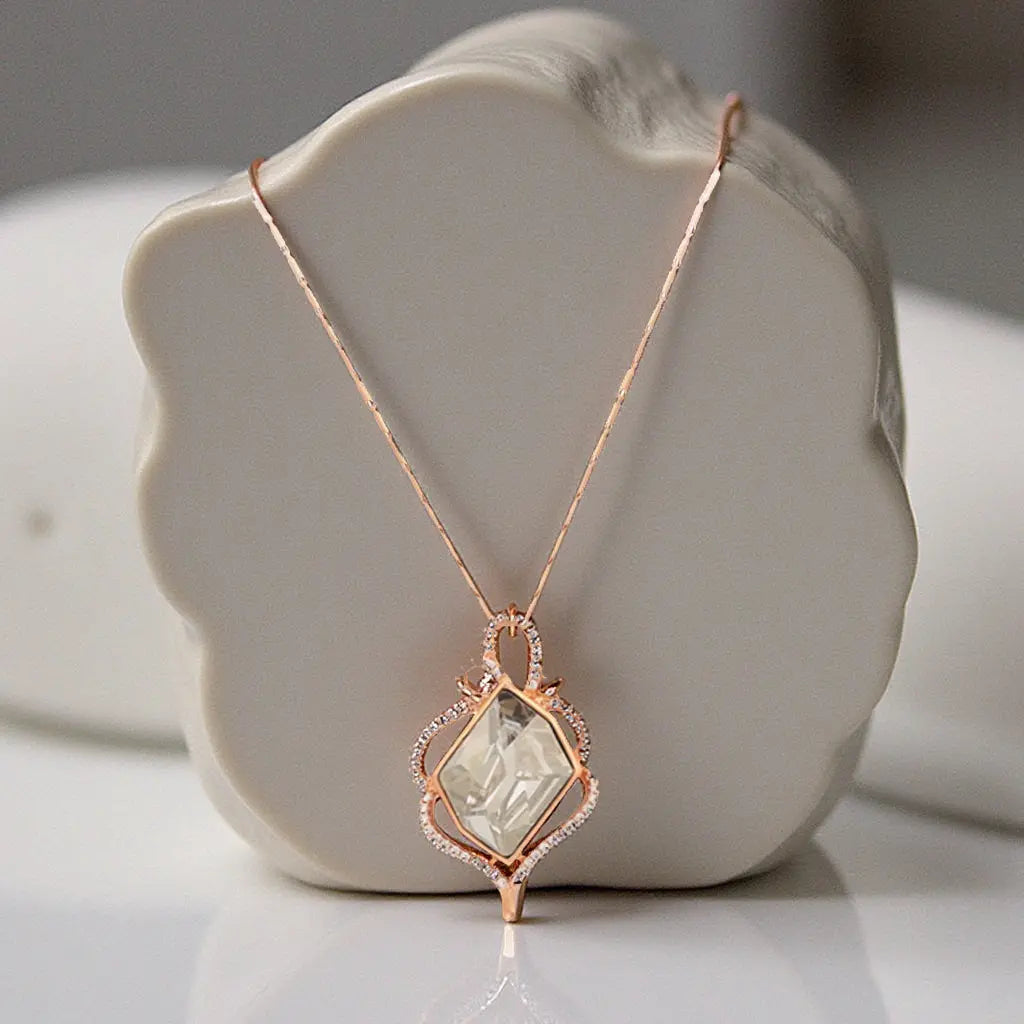Malin — Collier