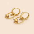 Brunhilde – ESJ Boucle d'oreille tendance et épurée, plaquée or 14K — fond crème